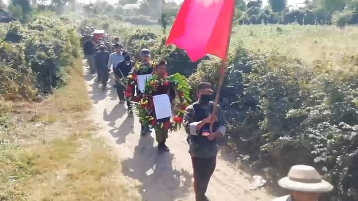 ချင်းတွင်းမြစ်ကြောင်းတိုက်ပွဲမှာ အသက်မပြည့်သေးတဲ့ PDF ရဲဘော်တစ်ဦးကို အကြမ်းဖက်စစ်တပ်က ဖမ်းဆီးသတ်ဖြတ်