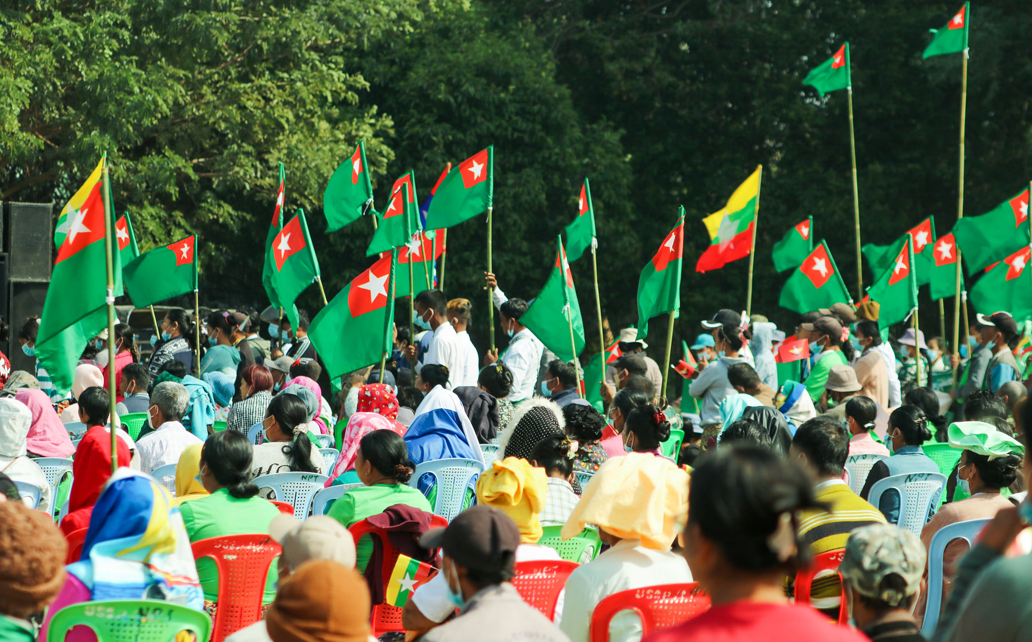 သွေးသောက်အဖွဲ့တွေ ခြိမ်းခြောက်ပြောဆိုသလို ကြံ့ခိုင်ရေးပါတီဝင်တွေကို ပစ်မှတ်ထားရှင်းလင်းမှာ မဟုတ်ဘူးလို့ PRDF ကတိပေး