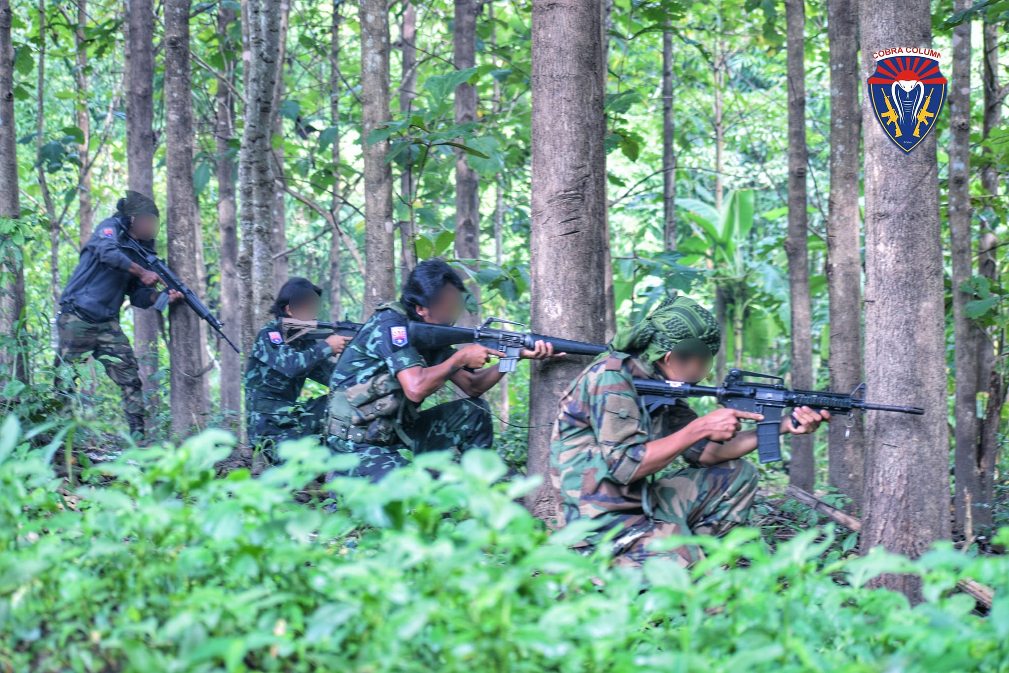 စစ်ကောင်စီတပ်ဖွဲ့တွေ စီးနင်းလာတဲ့ကားကို ကော်ပရာအဖွဲ့က ကြားဖြတ် တိုက်ခိုက်၊ သင်္ကန်းညီနောင်ရဲစခန်းနဲ့ ပစ်ခတ်မှုဖြစ်