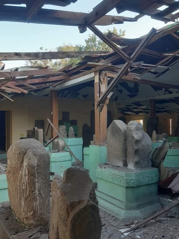 စစ်ကောင်စီ လက်နက်ကြီးကြောင့် ရှေ့ဟောင်း အမွေအနှစ် မြောက်ဦးပြတိုက် ပျက်စီး